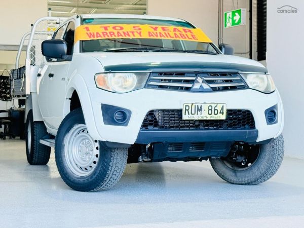 2013 Mitsubishi Triton GLX MN Manual 4x4 MY13 Double Cab image
