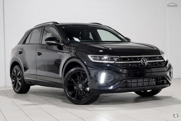 2025 Volkswagen T-Roc  R-Line image