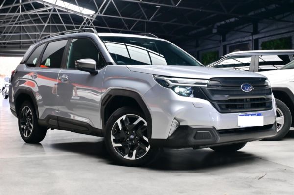 2025 Subaru Forester SK  image