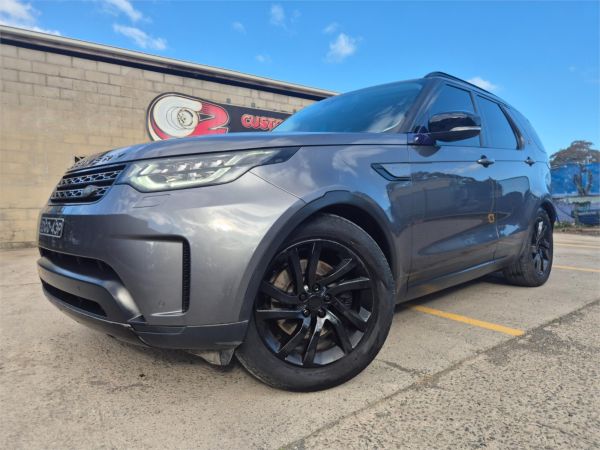 2017 Land Rover Discovery Wagon Series 5 L462 18MY TD6 SE