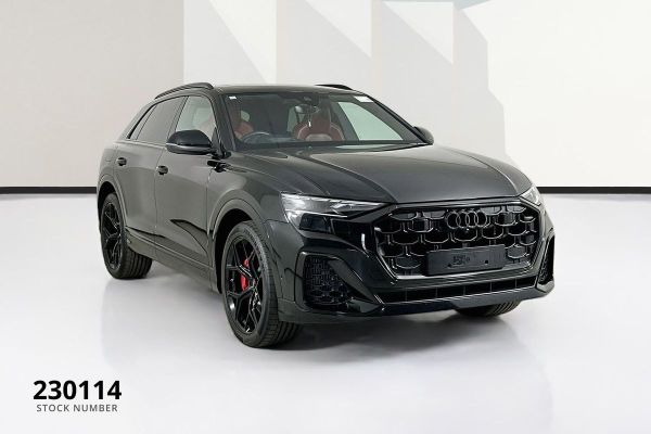 2025 Audi SQ8 4M  image