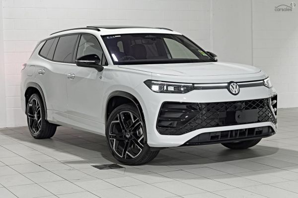 2026 Volkswagen Tayron 200TSI eHybrid R-Line R4 Auto MY26 image