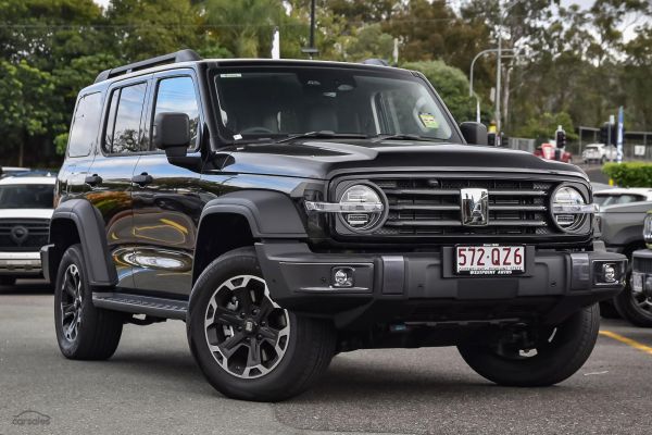 2026 GWM Tank 300 Lux Hi4-T PHEV Auto 4x4 image