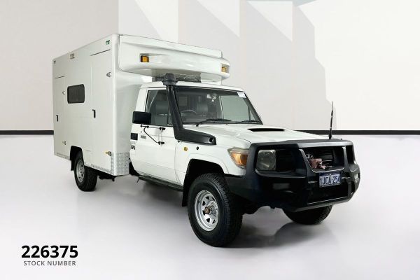 2008 Toyota LANDCRUISER WORKMATE (4x4) VDJ79R 4X4 image