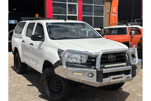 2020 Toyota Hilux Workmate GUN125R 4X4 image