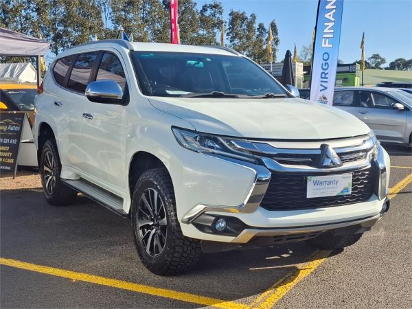 2017 Mitsubishi Pajero Sport Wagon QE MY17 GLX image