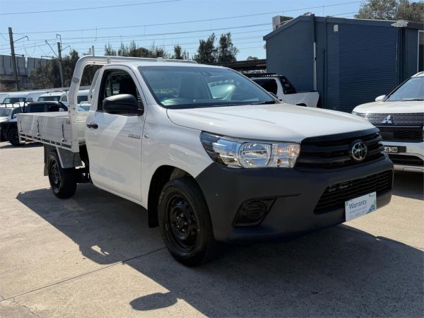 2022 Toyota Hilux Cab Chassis TGN121R Workmate image