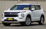 Image for 2022 Mitsubishi Outlander ZM LS