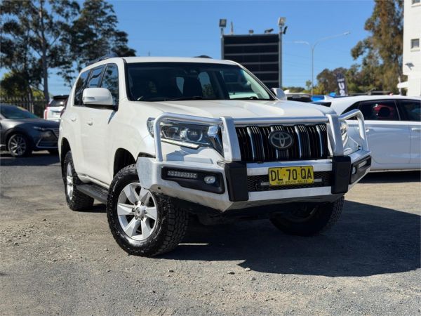 2018 TOYOTA LANDCRUISER 4D WAGON GDJ150R MY18 PRADO GX (4x4) image