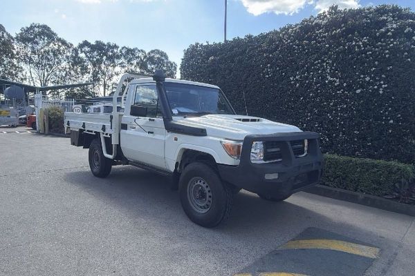 2020 Toyota Landcruiser VDJ79R Workmate image
