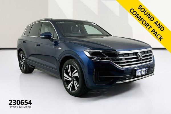 2023 Volkswagen Touareg MKIII R-Line image
