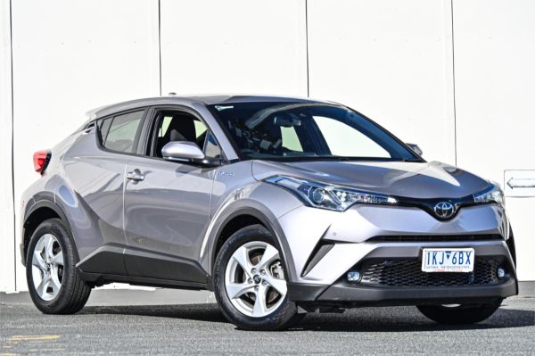 2017 Toyota C-HR Wagon NGX10R image