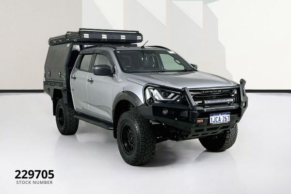 2023 Isuzu D-MAX  X-TERRAIN image