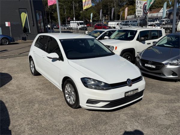 2018 VOLKSWAGEN GOLF 5D HATCHBACK AU MY18 110 TSI TRENDLINE image