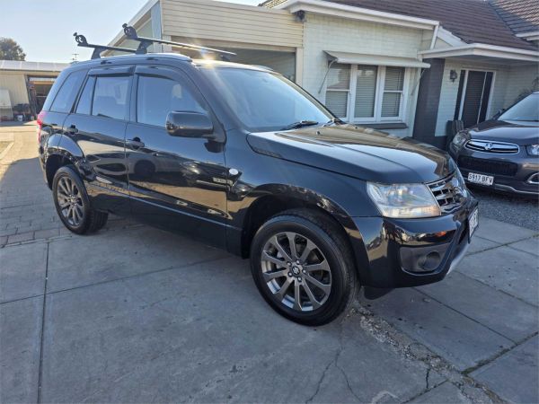 2014 Suzuki Grand Vitara Wagon JB Sport image