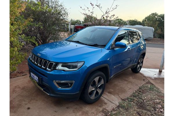 2017 Jeep Compass Limited M6 image
