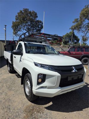 2021 Mitsubishi Triton MR GLX image
