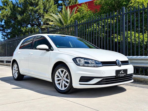 2017 VOLKSWAGEN GOLF 5D HATCHBACK AU MY18 110TSI image