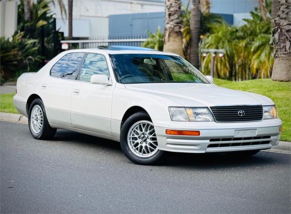 1997 Toyota Celsior Sedan UCF20 B