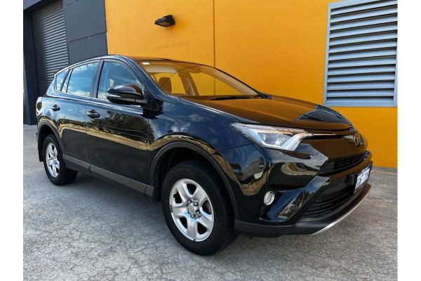 2018 Toyota RAV4 GX ZSA42R image