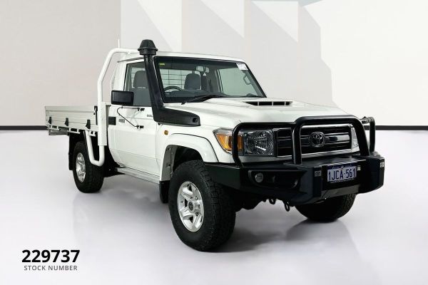 2017 Toyota LANDCRUISER GXL (4x4) VDJ79R 4X4 image