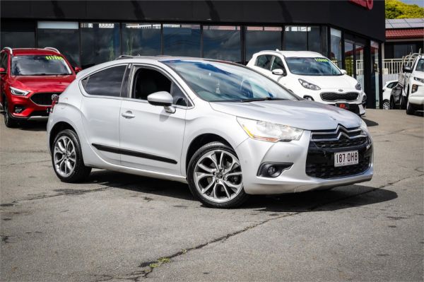 2011 Citroen DS4 Hatchback F7 DStyle image