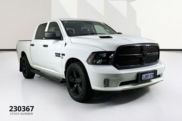 2022 RAM 1500 DS Express image