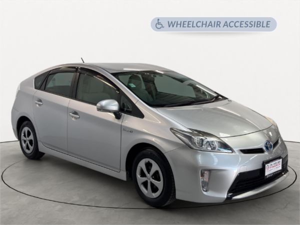 2013 Toyota Prius Welcab Welcab A-type 1.8S image