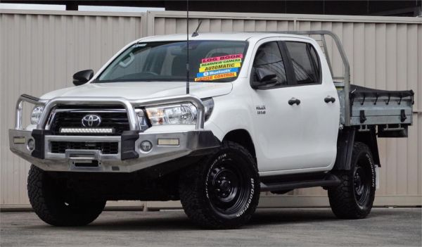 2020 TOYOTA HILUX DOUBLE C/CHAS GUN126R MY19 UPGRADE SR (4x4) image