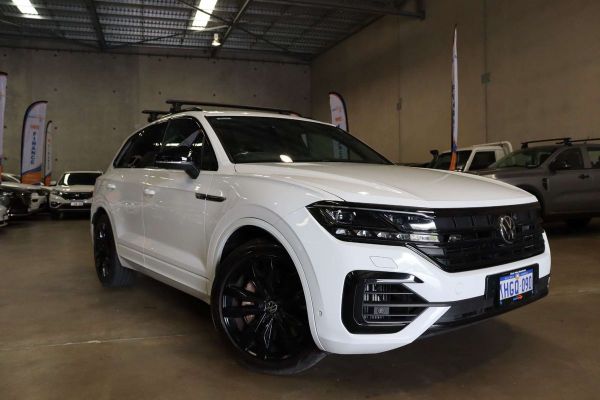 2021 Volkswagen Touareg MKIII Wolfsburg image