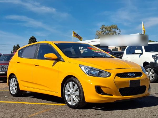 2017 Hyundai Accent Hatchback RB5 MY17 Sport image