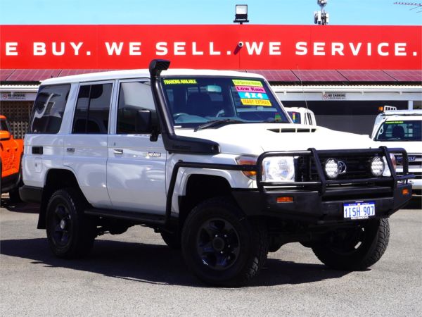 2020 Toyota Landcruiser VDJ76R Workmate image