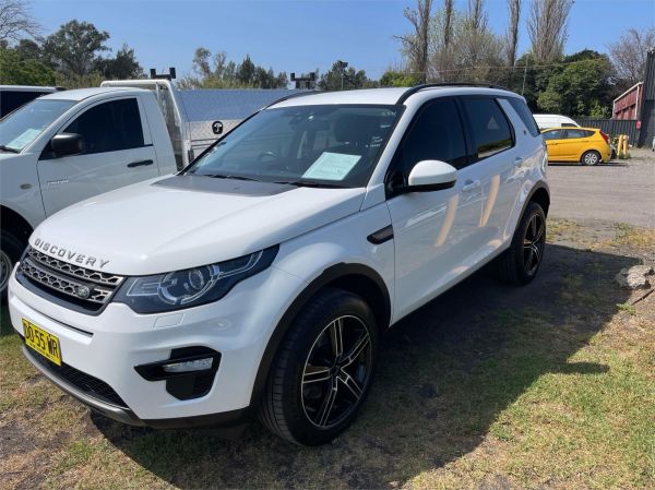 2016 LAND ROVER DISCOVERY SPORT 4D WAGON LC MY17 TD4 150 SE 7 SEAT image
