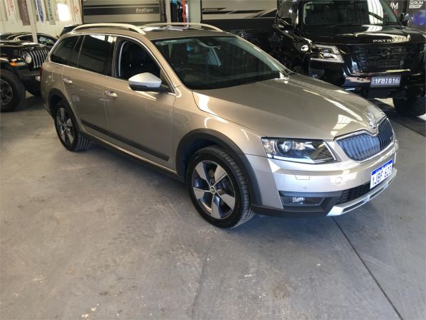 2015 SKODA OCTAVIA 4D WAGON NE MY16 SCOUT 135 TDI PREMIUM (4x4) image