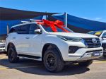 Image for 2020 Toyota Fortuner GUN156R Crusade