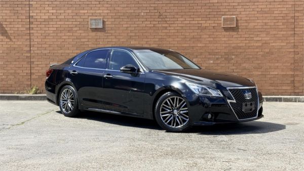 2014 Toyota Crown Sedan GRS214 Athlete G image