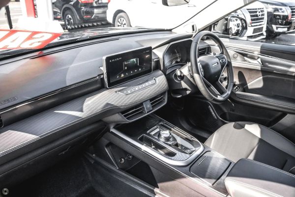 2026 GWM Haval Jolion Lux Auto image