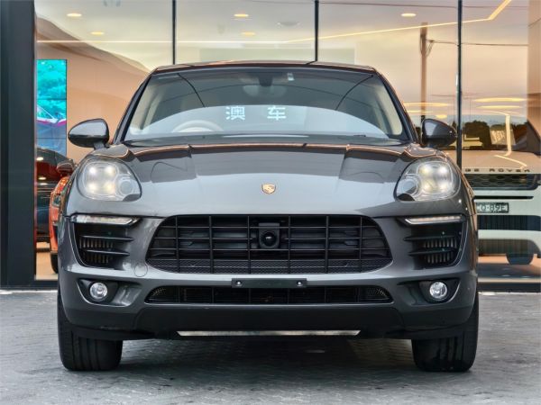 2015 PORSCHE MACAN 4D WAGON MY15 S image