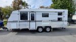 Image for 2017 Supreme CLASSIC Caravan FAMILY 19'