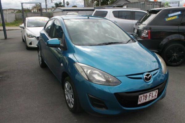 2013 Mazda 2 Blue 4 Speed Hatchback image