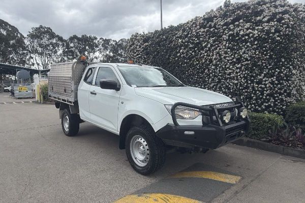 2022 Isuzu D-MAX SX 4X4