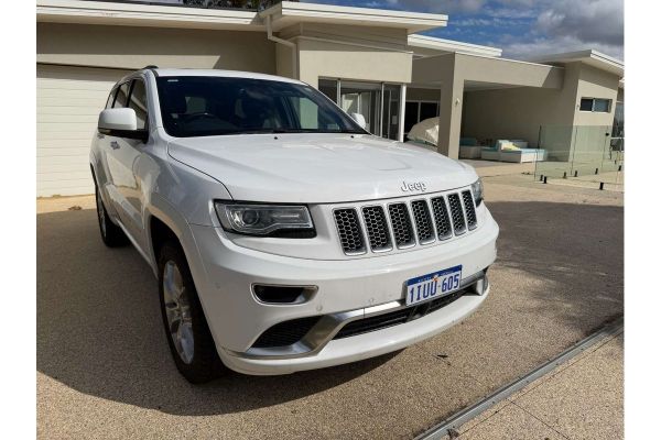 2015 Jeep Grand Cherokee Summit WK image