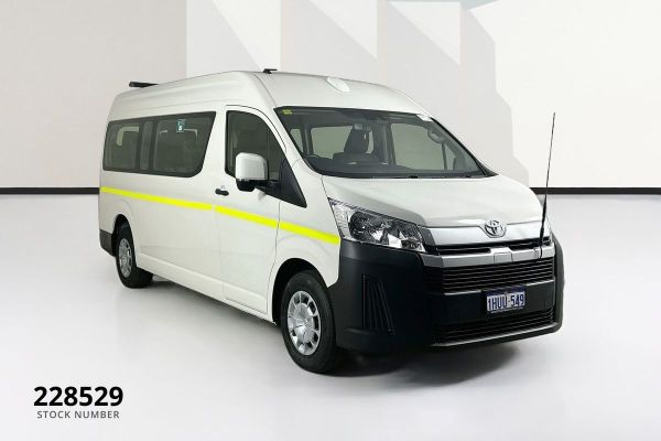 2023 Toyota Hiace GDH322R Commuter image