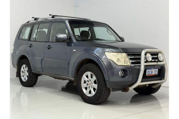 2009 Mitsubishi Pajero GLS LWB (4x4) NT image