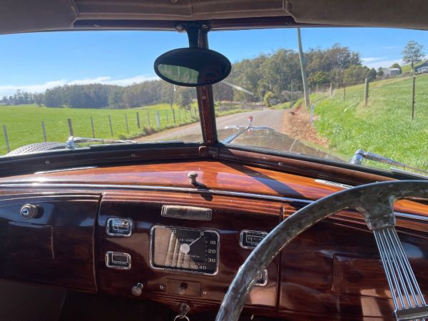 1937 Hudson Eight Sedan image