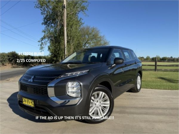 2024 Mitsubishi Outlander ZM ES image