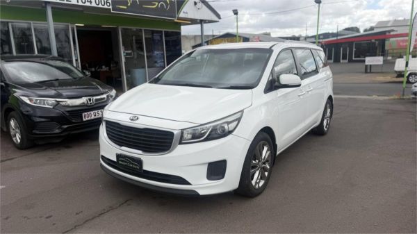2018 KIA CARNIVAL 4D WAGON YP MY18 S image