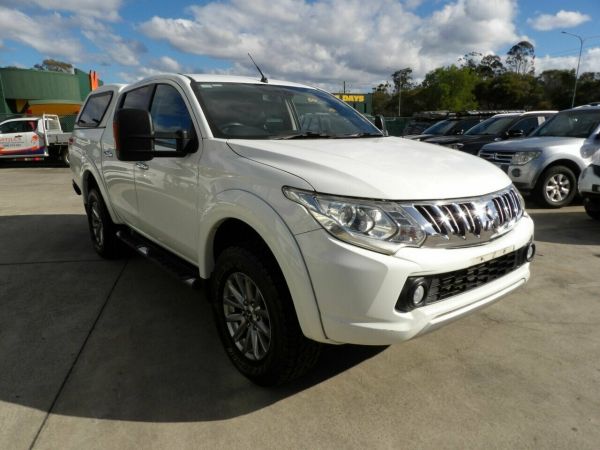 2015 Mitsubishi Triton MQ MY16 Exceed Double Cab White 5 Speed Sports Automatic Utility image