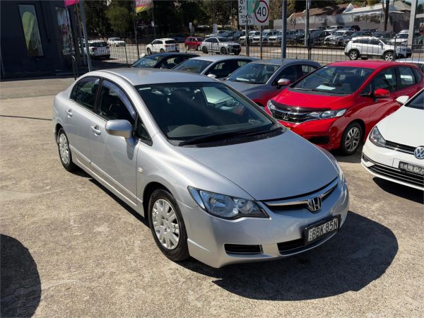 2006 HONDA CIVIC 4D SEDAN 40 VTi