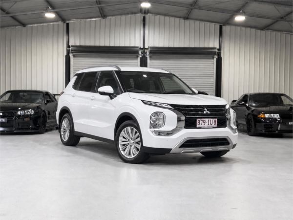 2023 Mitsubishi Outlander ZM LS image